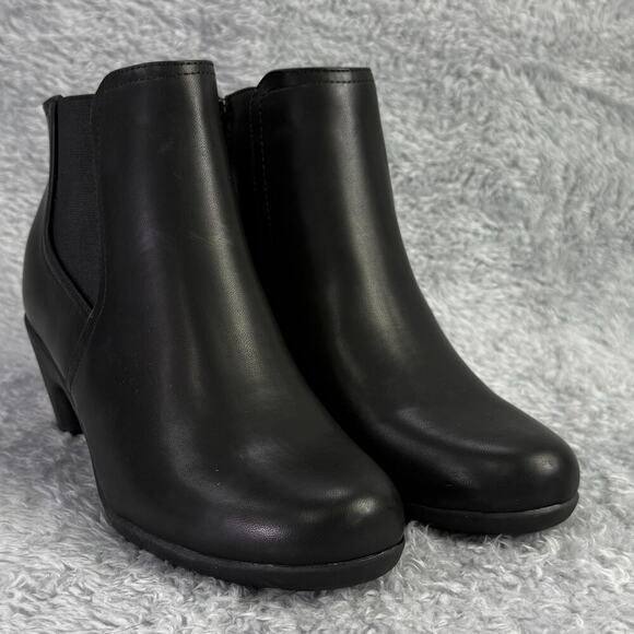 Easy Spirit Caelan Zipper Faux Leather Booties Black Ankle Boots Women's 6 M - Picture 1 of 10